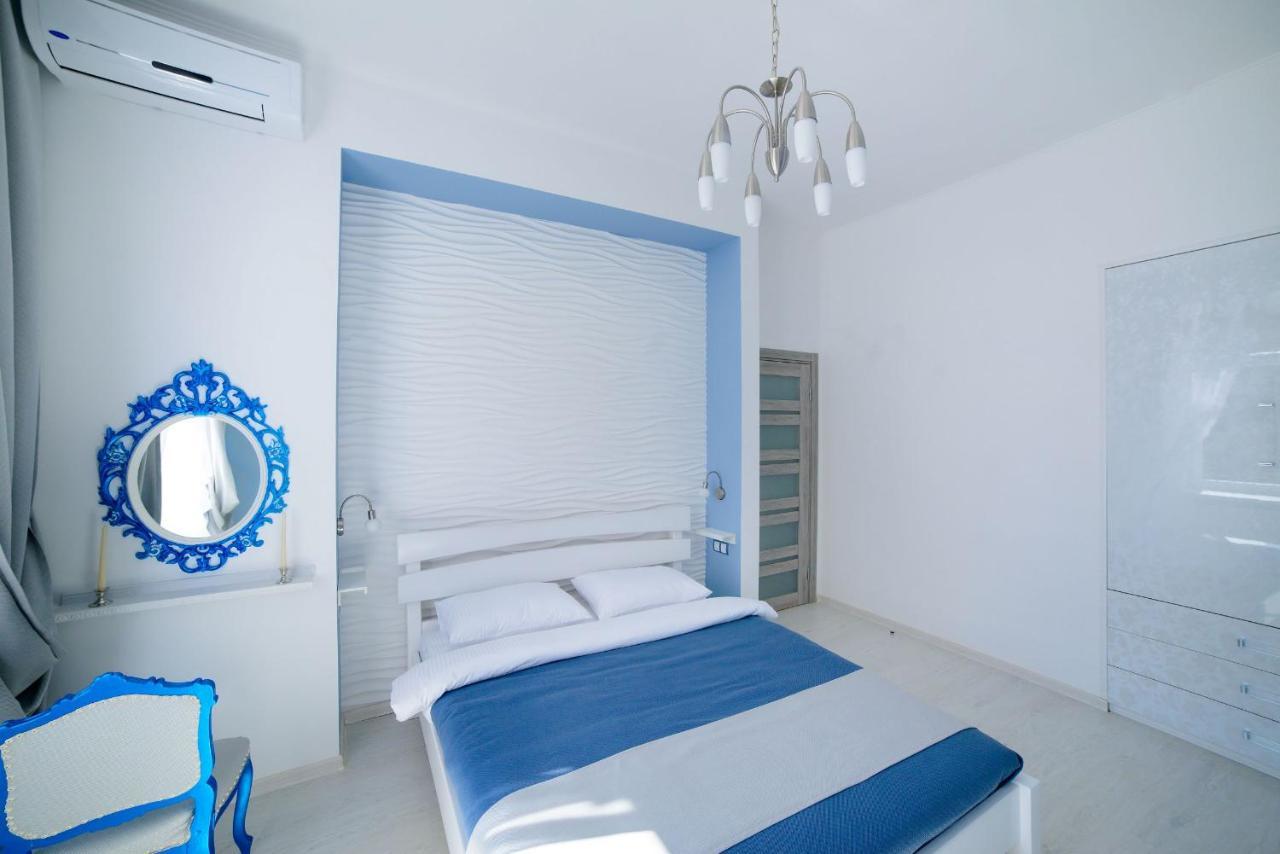 Modern Apartment In Old City Center ลวีฟ ภายนอก รูปภาพ